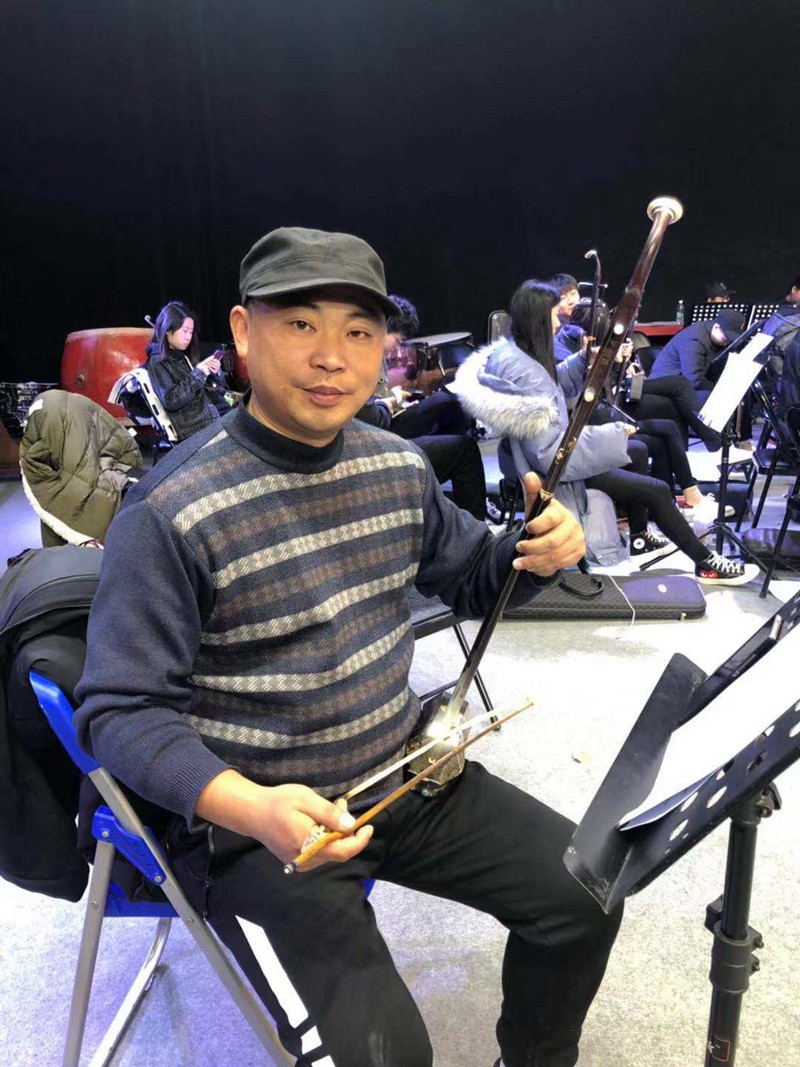 钟伟 国家二级演奏员