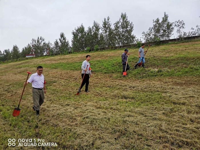 我院5名党员干部奔赴防汛一线