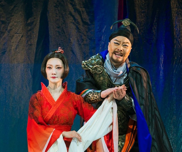 小剧场黄梅戏《美人》完成彩排