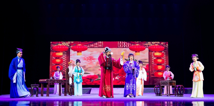 湖北省黄梅戏剧院实施人才培养工程结硕果