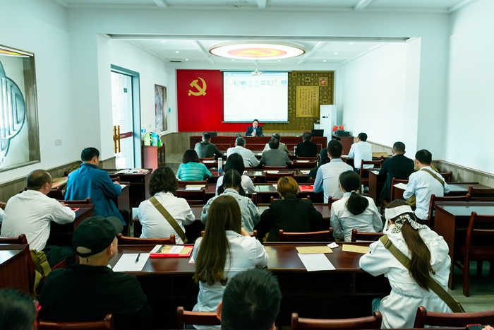 省黄梅戏剧院赴红安开展学党史教育实践活动