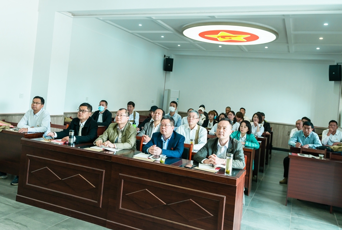 省黄梅戏剧院赴红安开展学党史教育实践活动