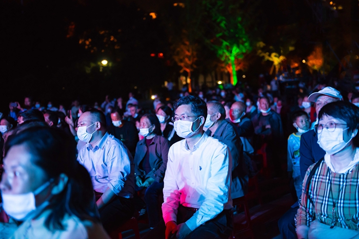 黄梅戏《大别山母亲》燃情遗爱湖