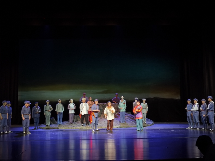 黄梅戏《大别山母亲》圆满完成保利院线巡演