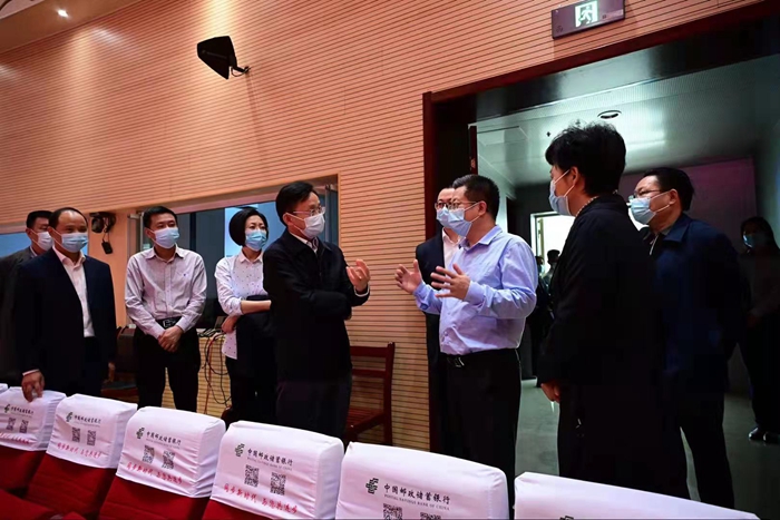 中国文联领导到省黄梅戏剧院调研