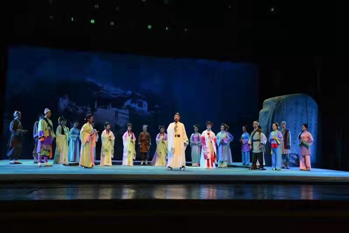 大型黄梅戏《东坡》亮相“两节”开幕式