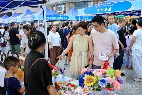 非遗，让生活更美好！展演、体验、展销…黄冈好热闹